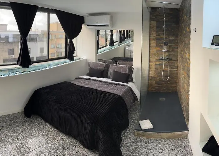 Hostel Modern With Indoor Shower Near The River - Moderno Com Duche Interior Proximo Da Ribeira