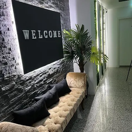 Hostel Modern With Indoor Shower Near The River - Moderno Com Duche Interior Proximo Da Ribeira *